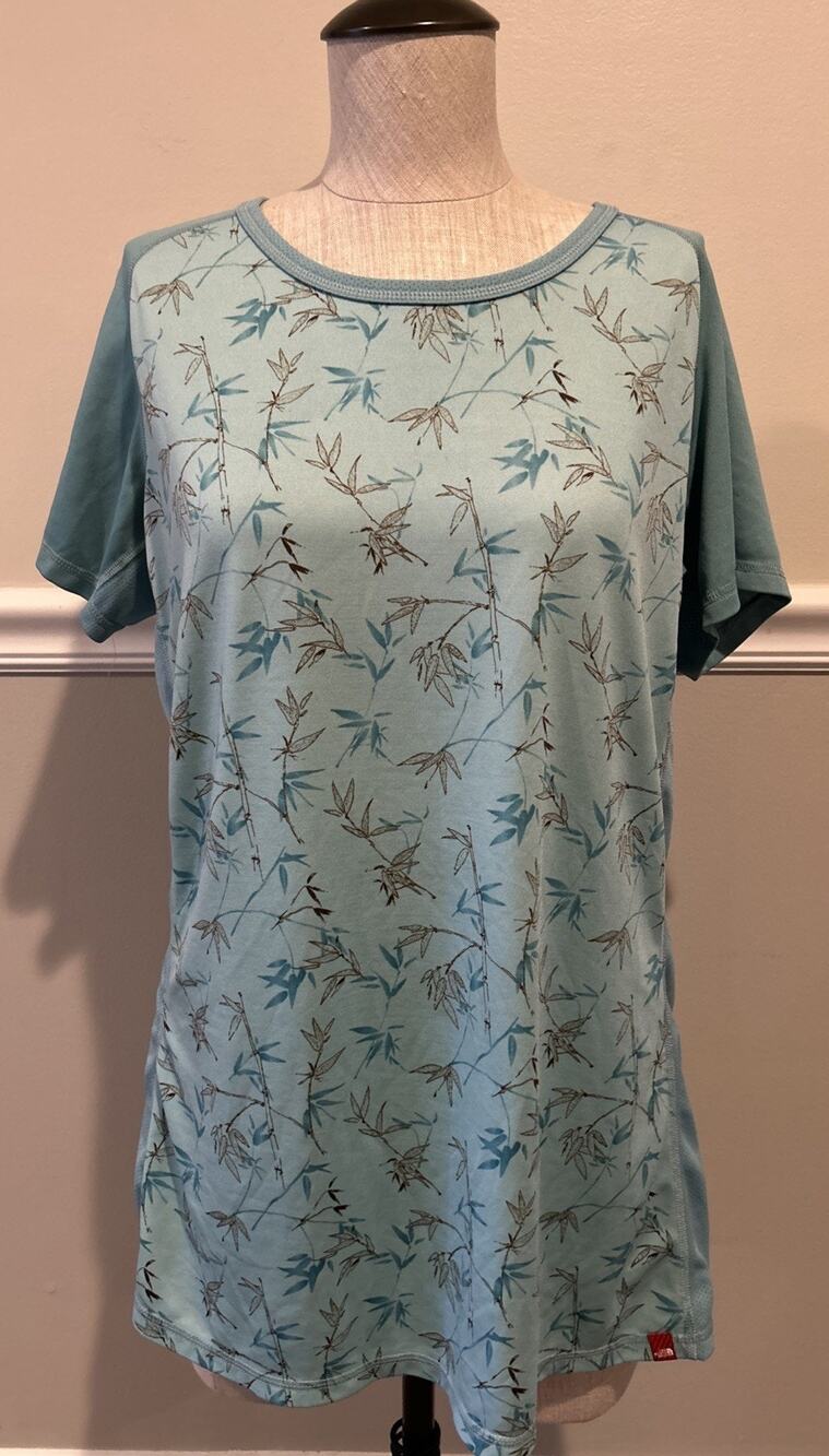 North Face Womens Top T-Shirt Tee Sz L blue Bamboo Leaves Print Casual Outdoor